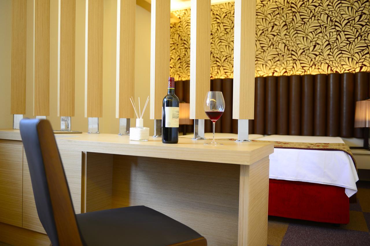 Arsima Hotel Istanbul Exterior photo